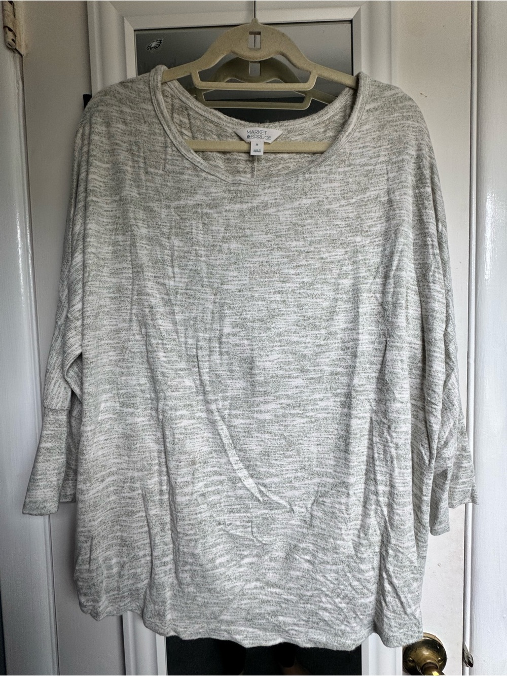 Market & Spruce Light Green Women's Relaxed Knit Top